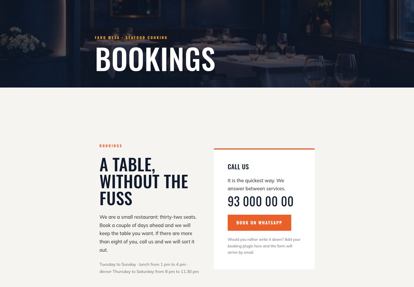 The bookings page: a header with a photo, opening hours, phone and the WhatsApp button